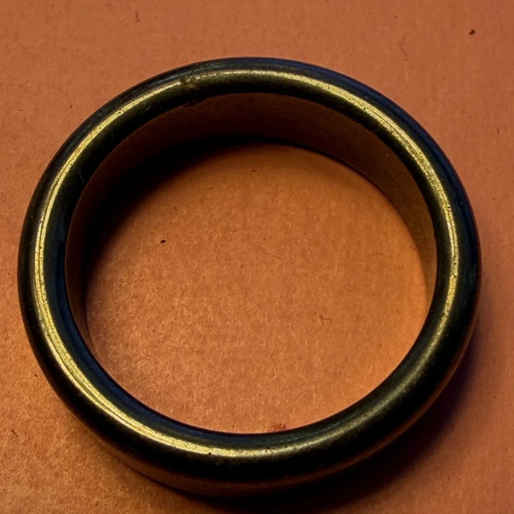 VINTAGE Hematite Gun Metal Gray Band SIZE 9 1/2